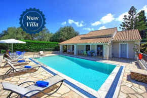 Villa Dimitris - just 600 meters away from the beach!!!
